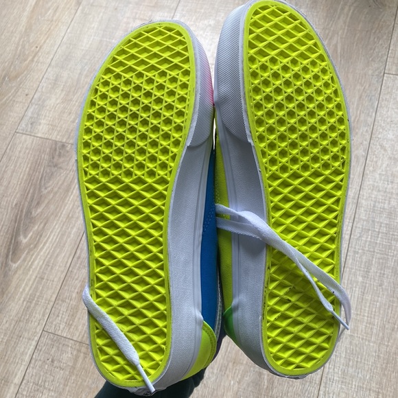 Vans -neon multi M8 W9.5 - Picture 3 of 6